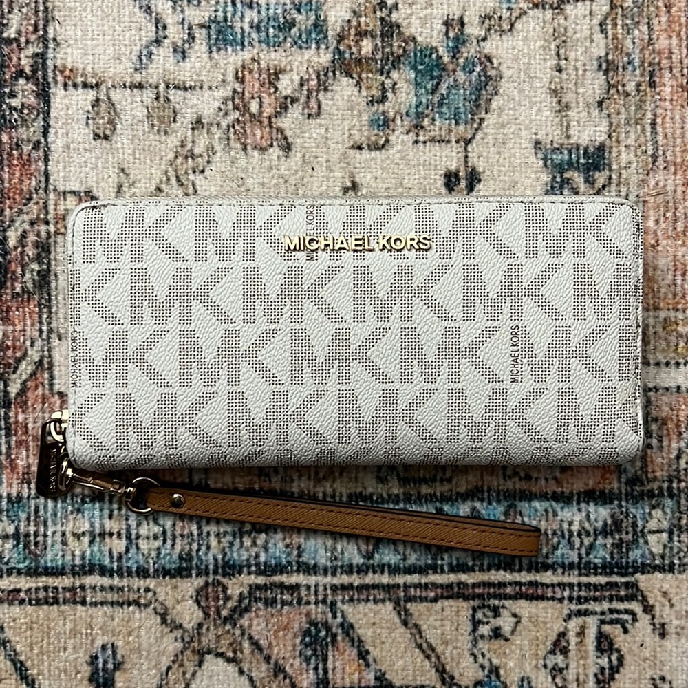 Michael Kors Large Continental Wallet